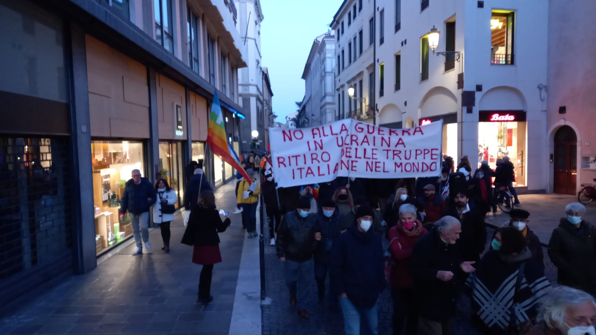 La guerra in Ucraina, quattro anni dopo – TIR (Italiano – English)