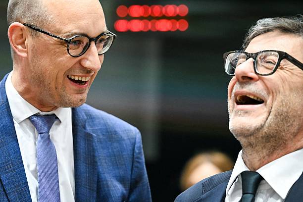 Una finanziaria fatta su misura degli strati parassitari
